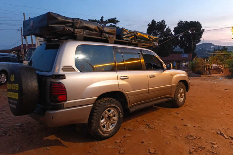 Double roof top tent camping